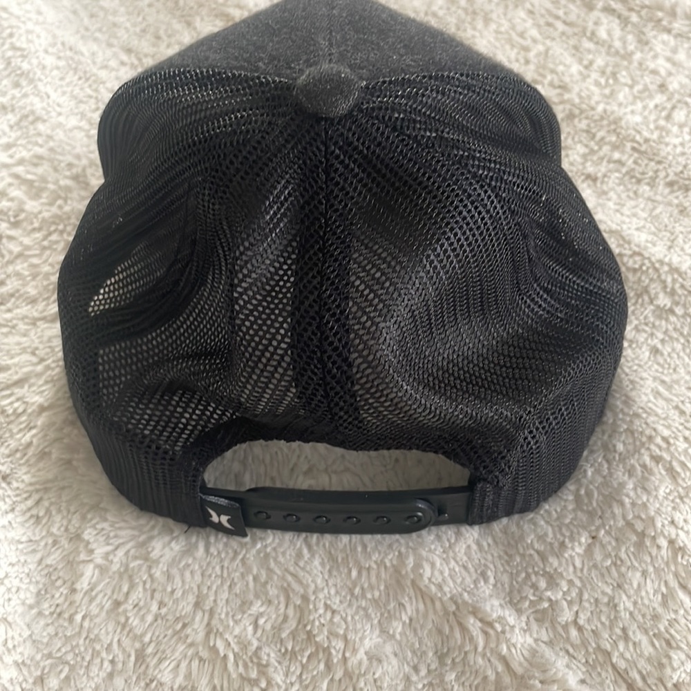 Hurley Hat - Picture 2 of 3